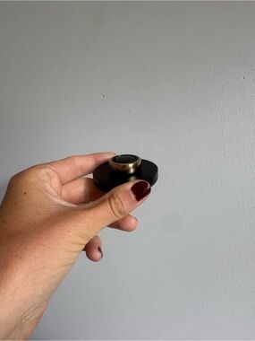 Oura Smart Ring Charger Accessory in Black and Gold